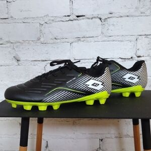 OTTO Men's Black and Neon Green Soccer Cleats